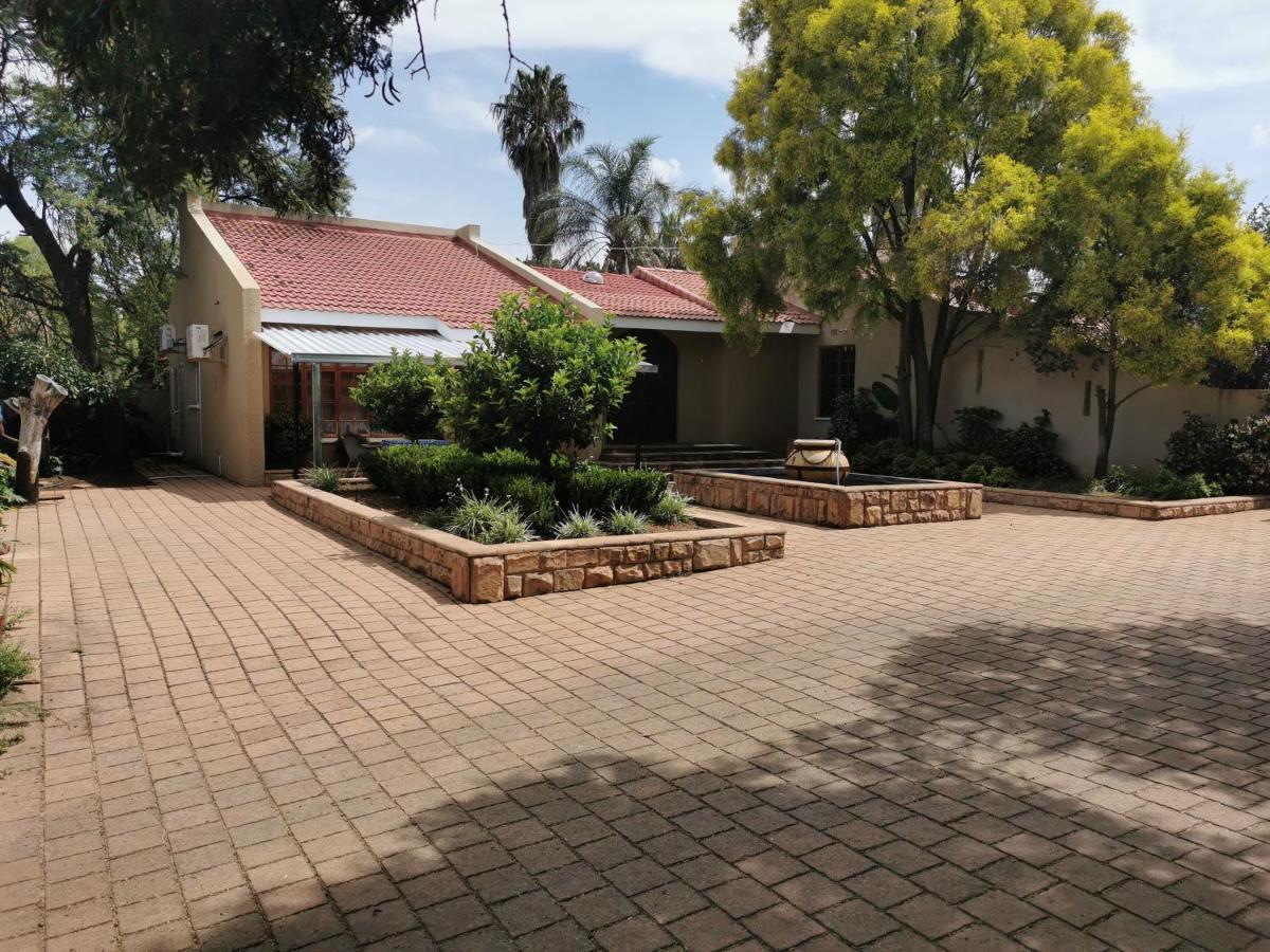 Gluckman Drive Guesthouse Welkom Exterior foto